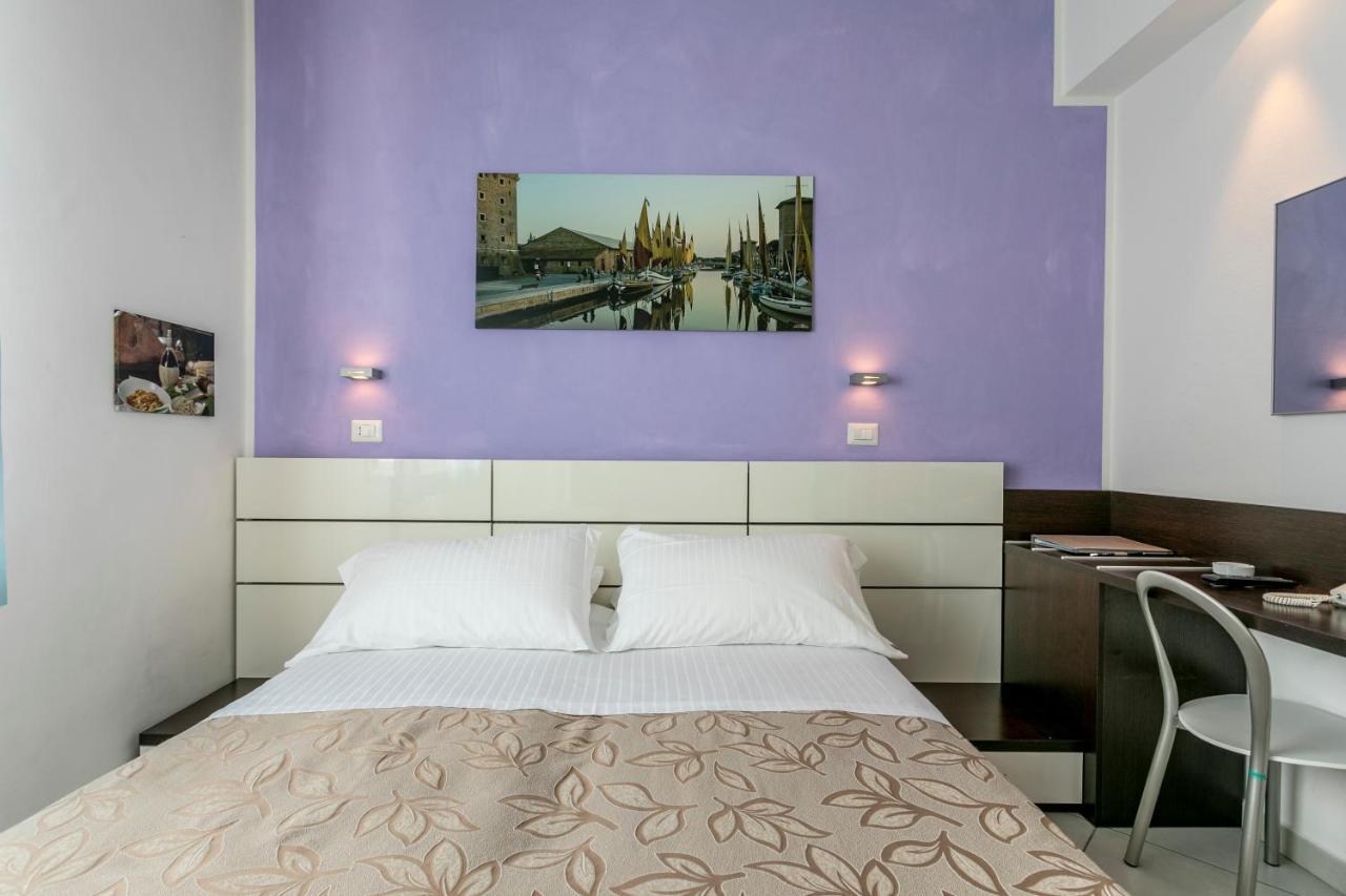Hotel Baya - In Centro, Sul Mare มิลาโน แมริตทิมา ภายนอก รูปภาพ