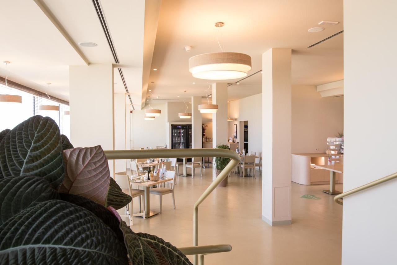 Hotel Baya - In Centro, Sul Mare มิลาโน แมริตทิมา ภายนอก รูปภาพ