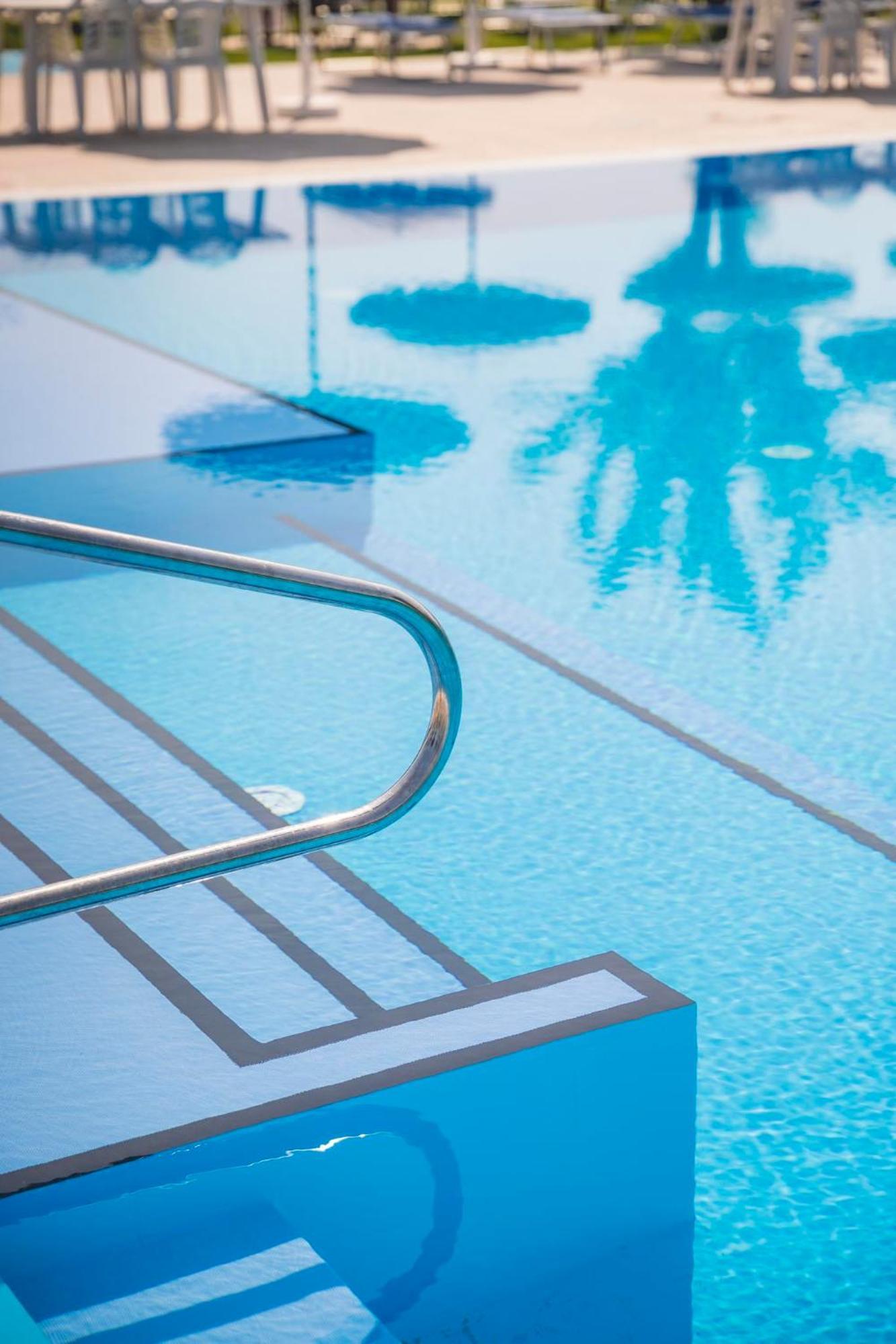 Hotel Baya - In Centro, Sul Mare มิลาโน แมริตทิมา ภายนอก รูปภาพ