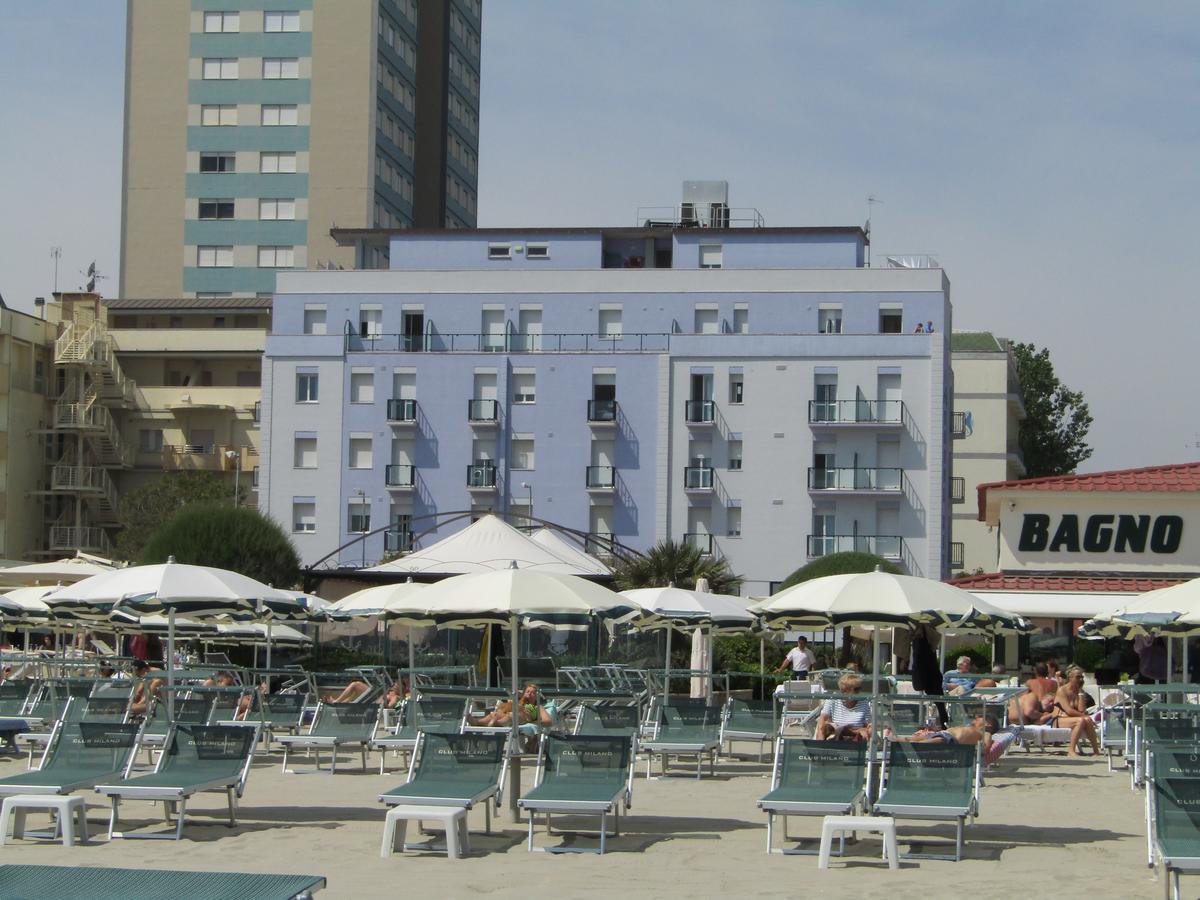 Hotel Baya - In Centro, Sul Mare มิลาโน แมริตทิมา ภายนอก รูปภาพ
